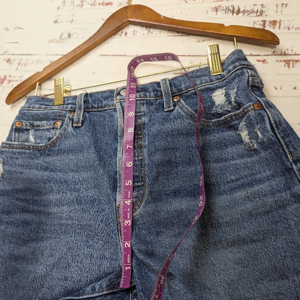 Levis 501 cut off jean shorts - Picture 10 of 10